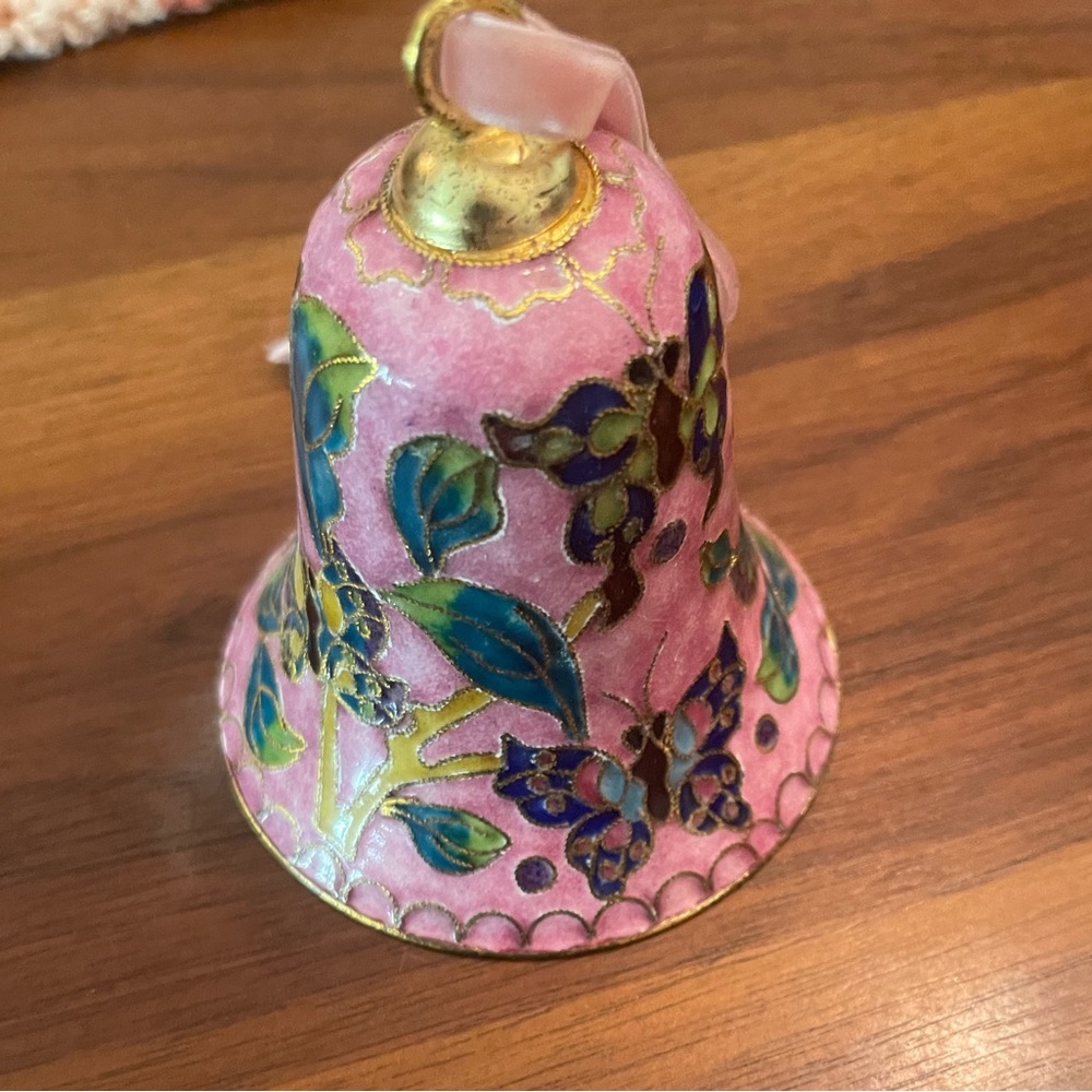 Butterfly bell